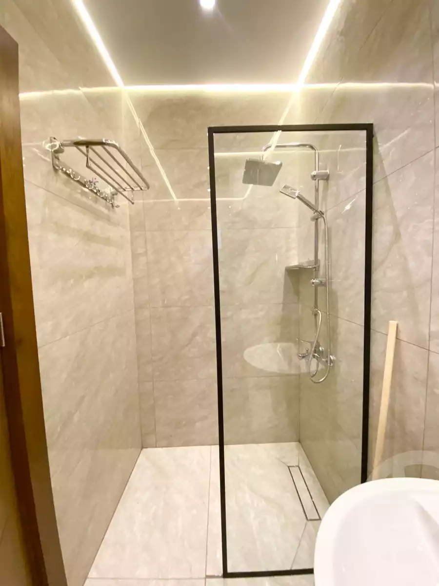 https://aqarmap.com.eg/ar/listing/6355662-for-rent-cairo-new-cairo-north-investors-el-tahrir-axis