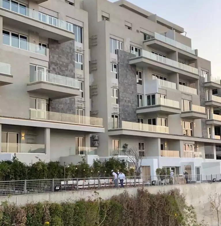 https://aqarmap.com.eg/ar/listing/6356009-for-sale-cairo-6th-of-october-compounds-mountain-view-icity-october-mv-park-mountain-view-icity-october
