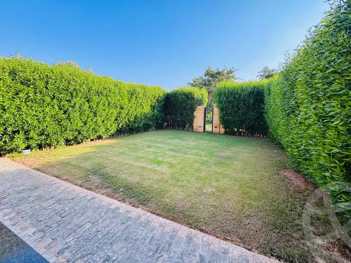 https://aqarmap.com.eg/en/listing/6356039-for-sale-cairo-new-cairo-madinaty-lmntq-lthnyh-fylt-group-12
