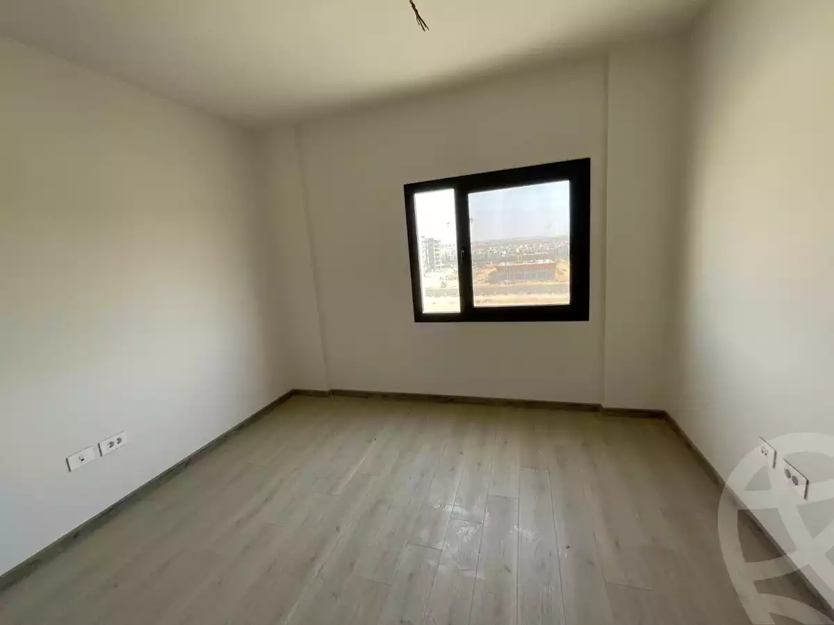 https://aqarmap.com.eg/en/listing/6356263-for-sale-cairo-el-shorouk-compounds-al-burouj-compound-imkan