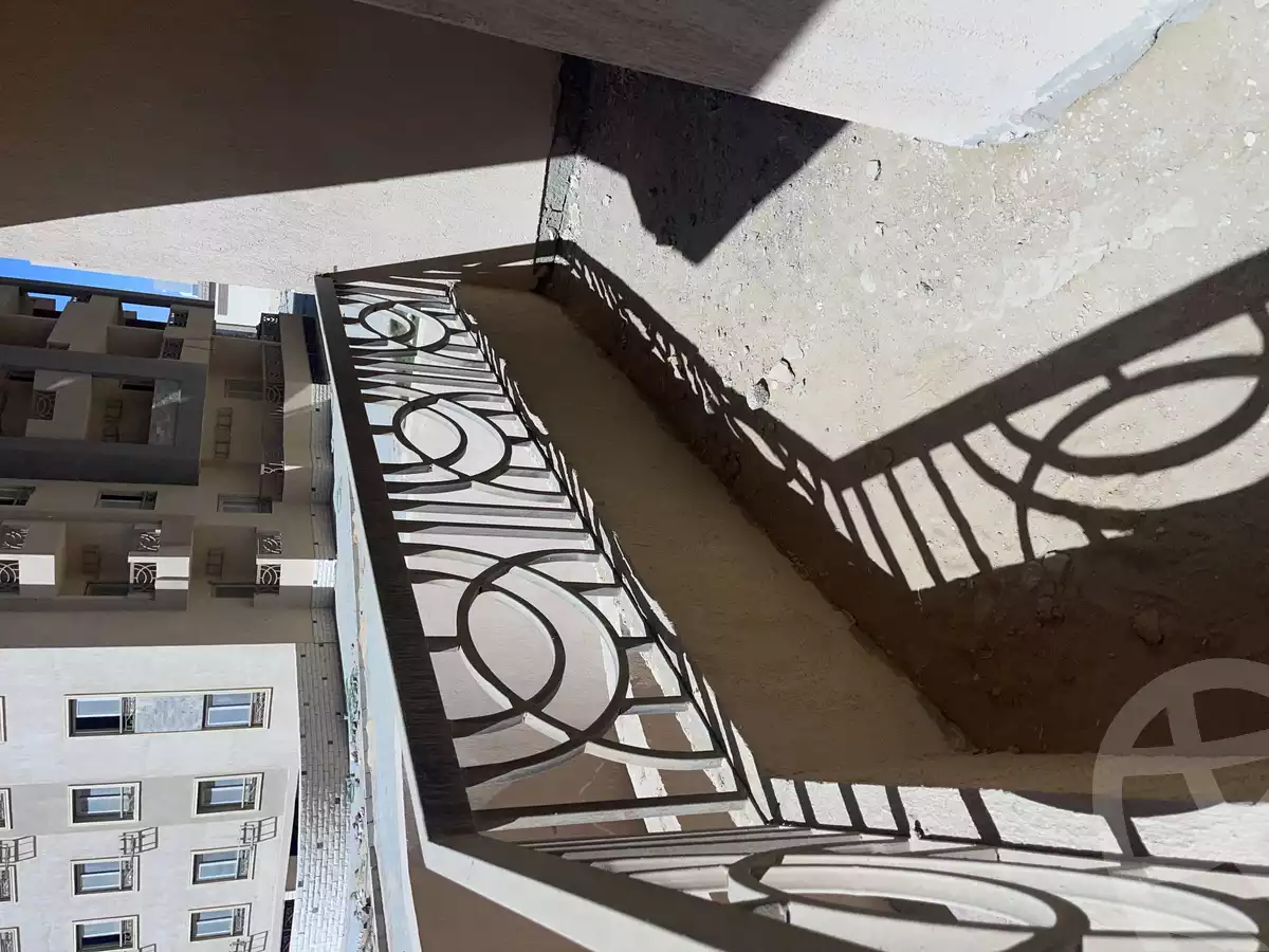 https://aqarmap.com.eg/ar/listing/6356799-for-sale-cairo-new-cairo-90th-street-90th-after-auc
