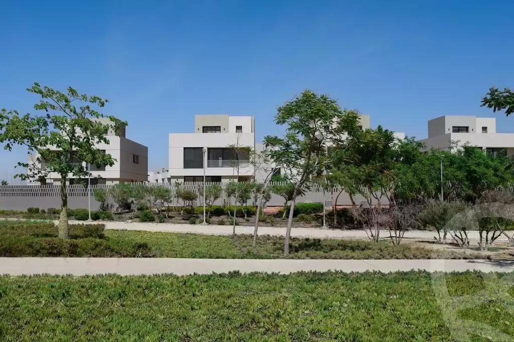 https://aqarmap.com.eg/en/listing/6355934-for-sale-cairo-el-shorouk-compounds-al-burouj-compound-imkan