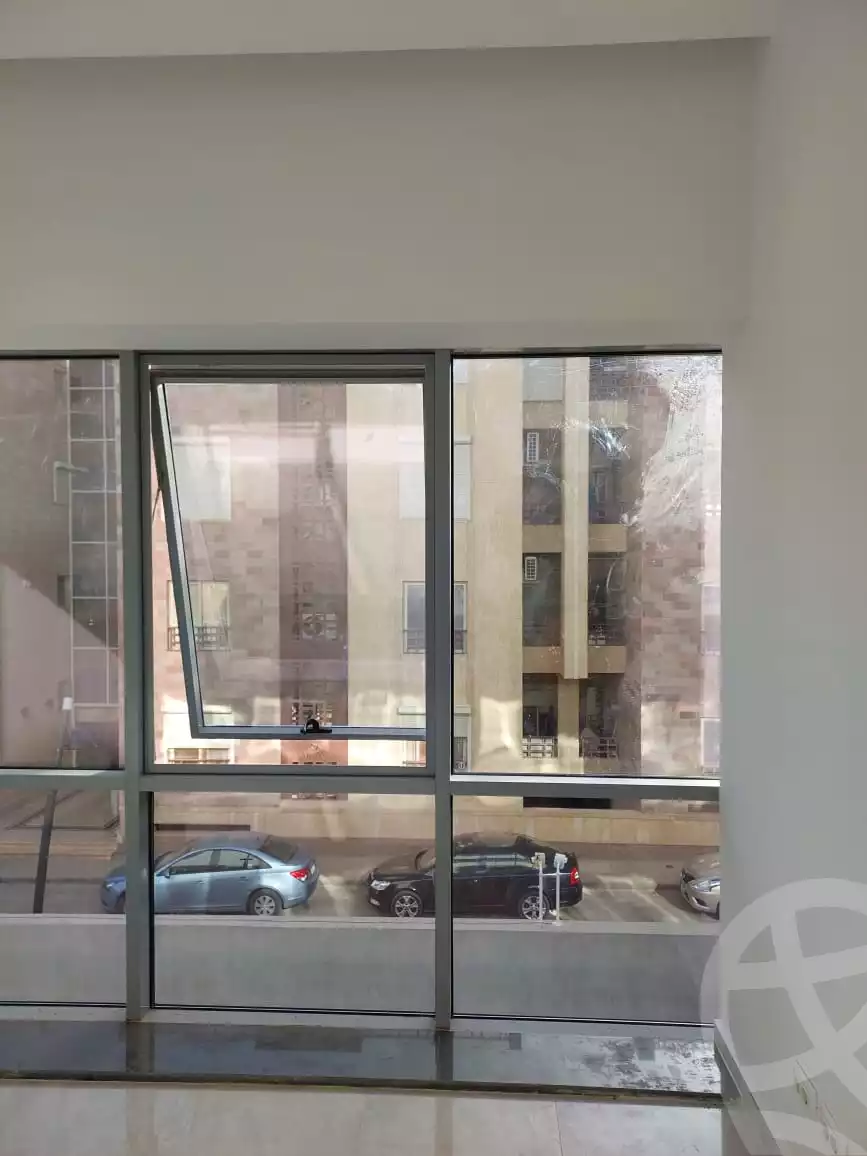https://aqarmap.com.eg/en/listing/6359484-for-sale-cairo-new-cairo-compounds-dh-lydj
