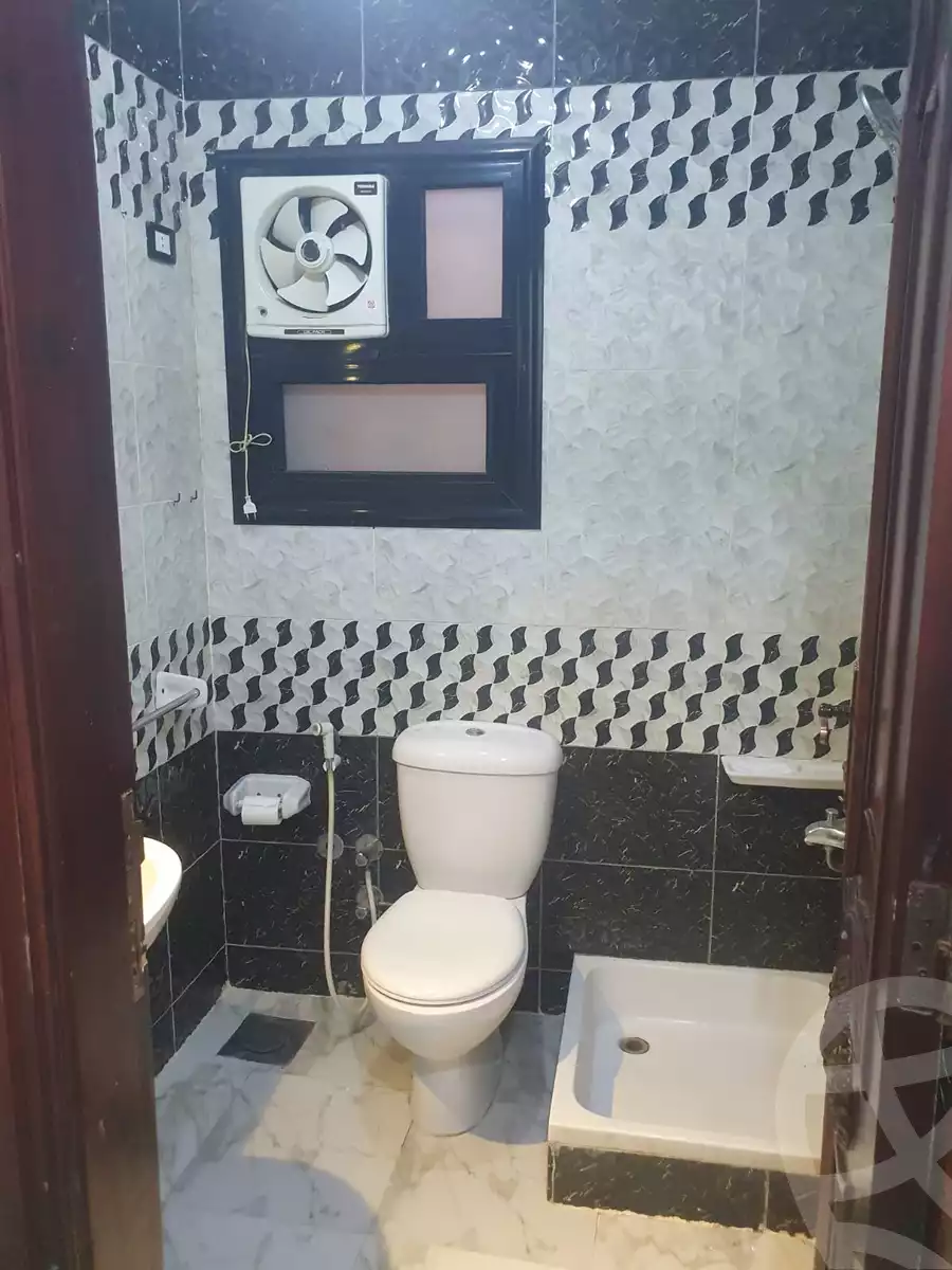 https://aqarmap.com.eg/en/listing/6361059-for-sale-gharbia-tanta-tanta-city-al-helw-st