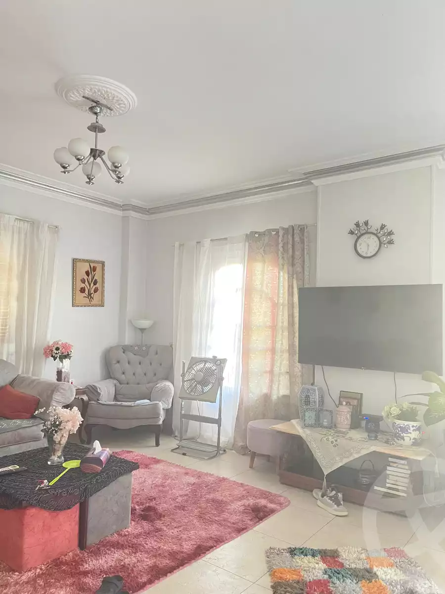 https://aqarmap.com.eg/ar/listing/6361993-for-sale-cairo-new-cairo-el-ahyaa-first-neighborhood-street-1