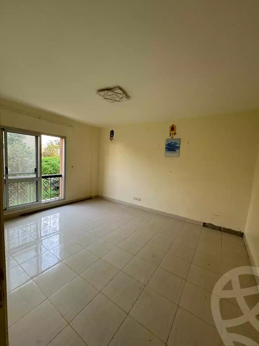 https://aqarmap.com.eg/ar/listing/6362662-for-sale-cairo-new-cairo-lrhb-city-phase-8