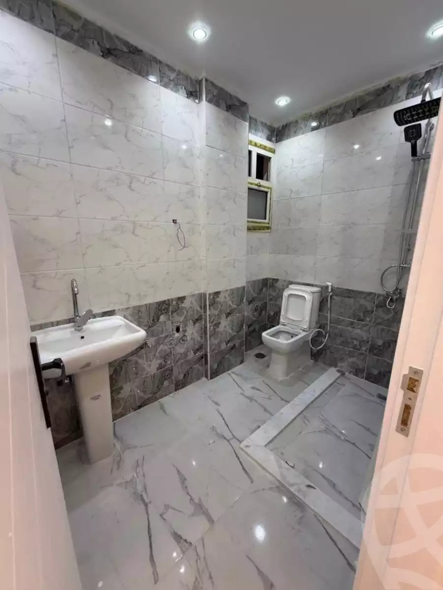 https://aqarmap.com.eg/en/listing/6359875-for-sale-cairo-6th-of-october-el-ahyaa-neighborhood-2nd-street-2