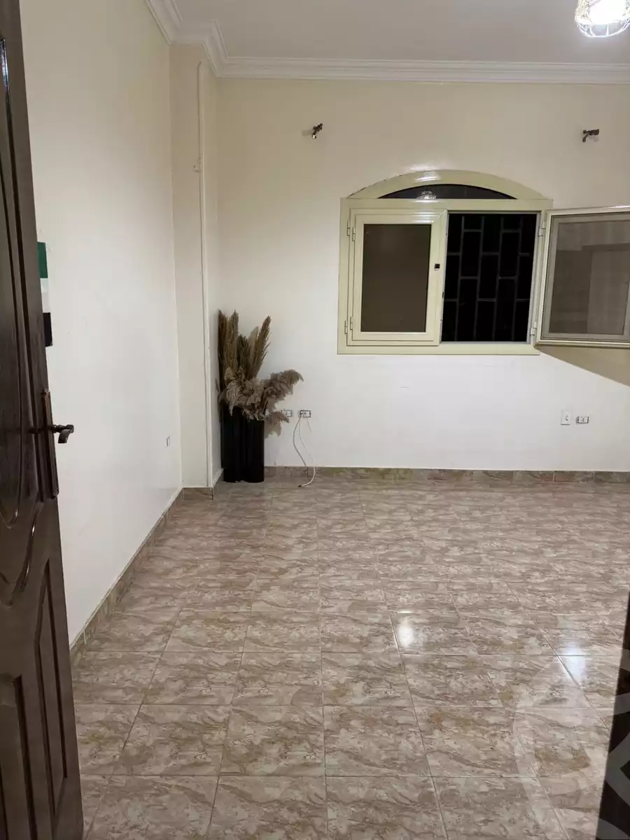 https://aqarmap.com.eg/ar/listing/6363060-for-sale-cairo-el-sheikh-zayed-city-el-hay-el-khames-lhy-lkhms