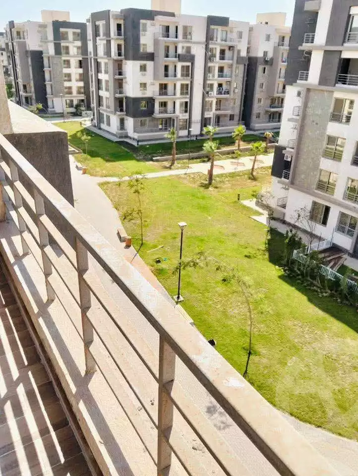 https://aqarmap.com.eg/en/listing/6363402-for-rent-cairo-el-sheikh-zayed-city-compounds-dr-msr