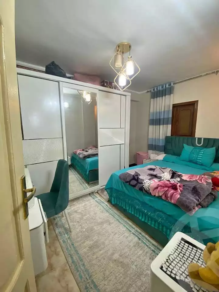 https://aqarmap.com.eg/ar/listing/6363927-for-sale-qalyubia-el-khsos-izbat-el-nakhl-mohamed-fekry-st