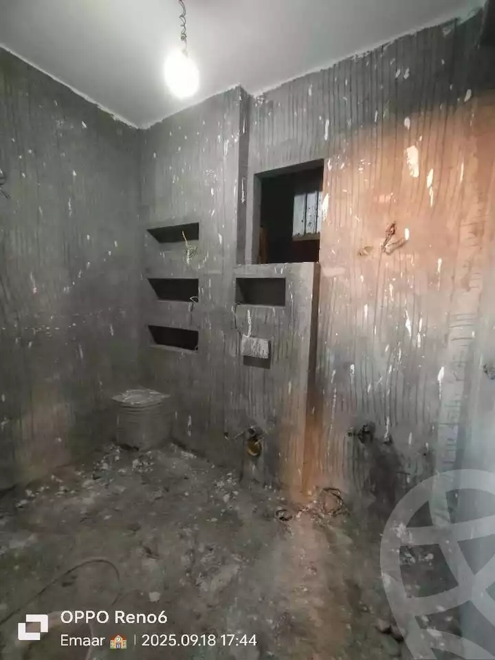 https://aqarmap.com.eg/ar/listing/6364582-for-sale-qalyubia-shubra-el-khaima-om-bayoumi
