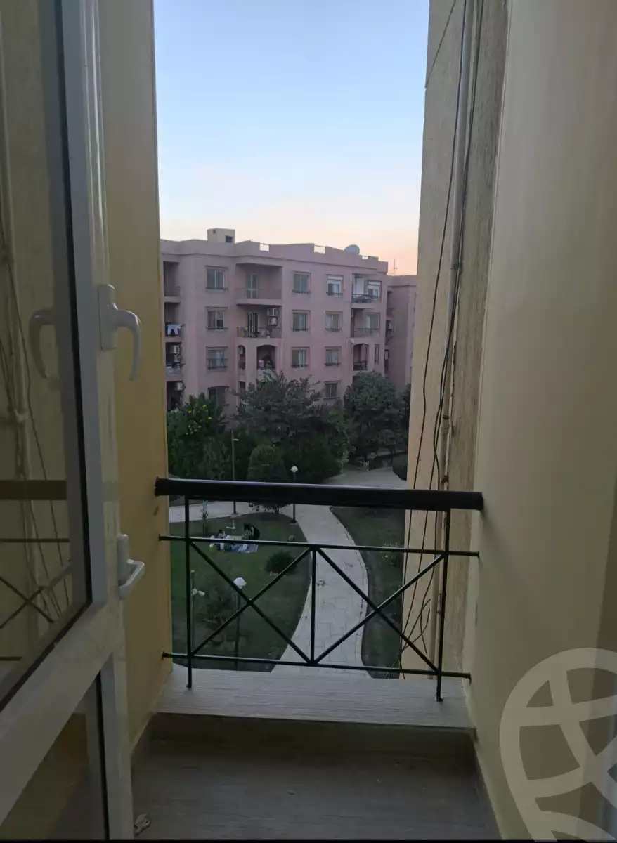 https://aqarmap.com.eg/ar/listing/6364730-for-rent-cairo-new-cairo-lrhb-city-phase-1-ahmed-rami-st