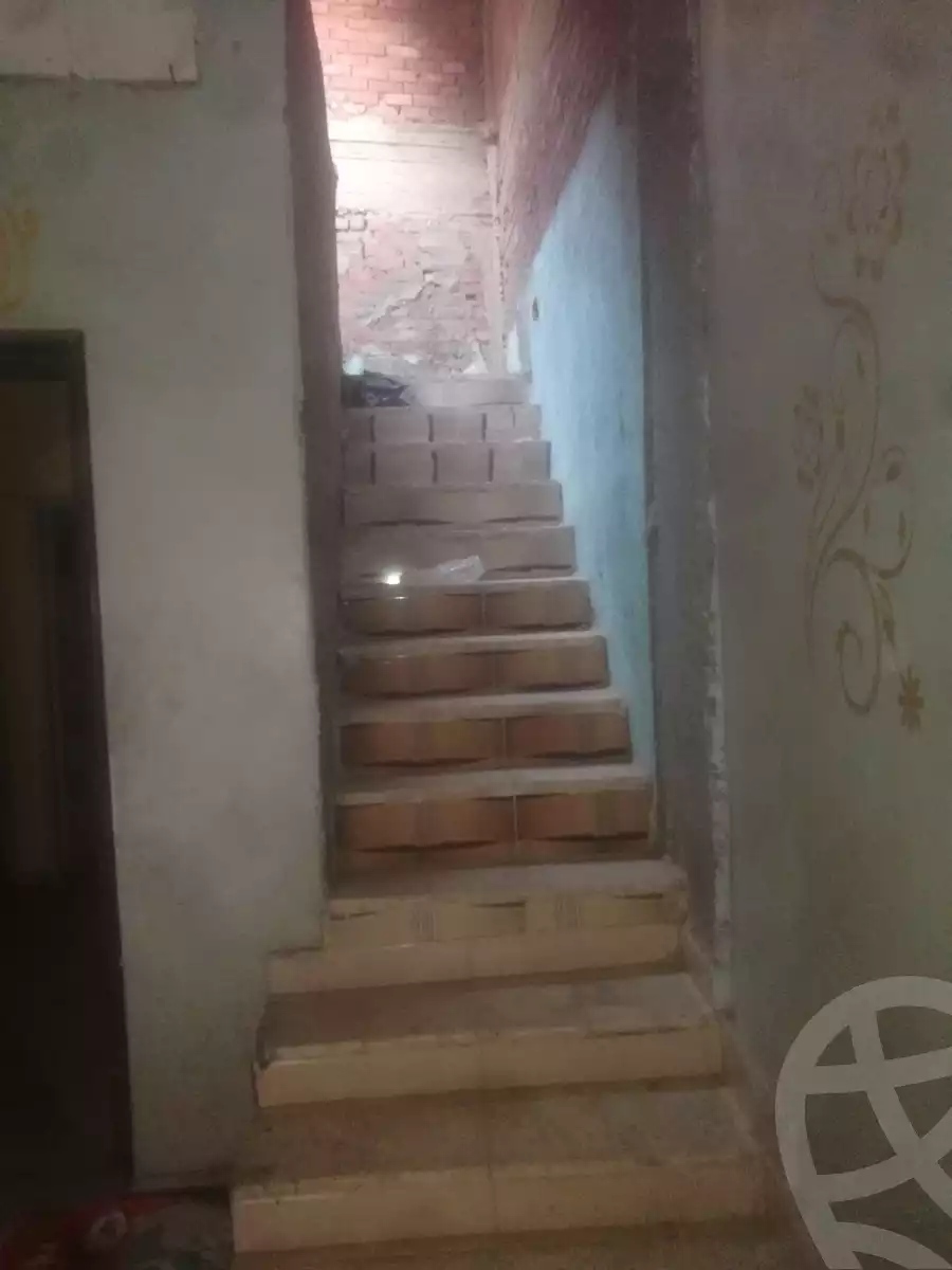 https://aqarmap.com.eg/en/listing/6366436-for-sale-cairo-helwan-kwrnysh-hlwn