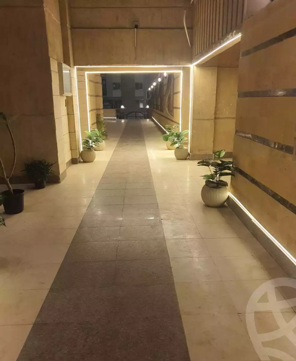 https://aqarmap.com.eg/en/listing/6366425-for-sale-cairo-mokattam-el-hadabah-el-wosta-el-mantaqa-el-talta-baron-school-street