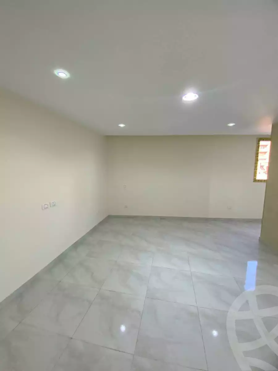 https://aqarmap.com.eg/ar/listing/6366736-for-sale-cairo-ain-shams-ain-shams-el-sharkia-ain-shams-st