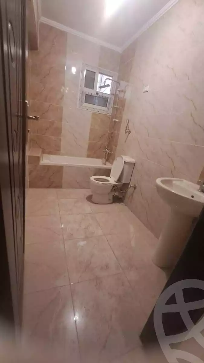 https://aqarmap.com.eg/en/listing/6370278-for-rent-cairo-helwan-helwan-el-sharkeya-abd-el-rahman-pasha-st