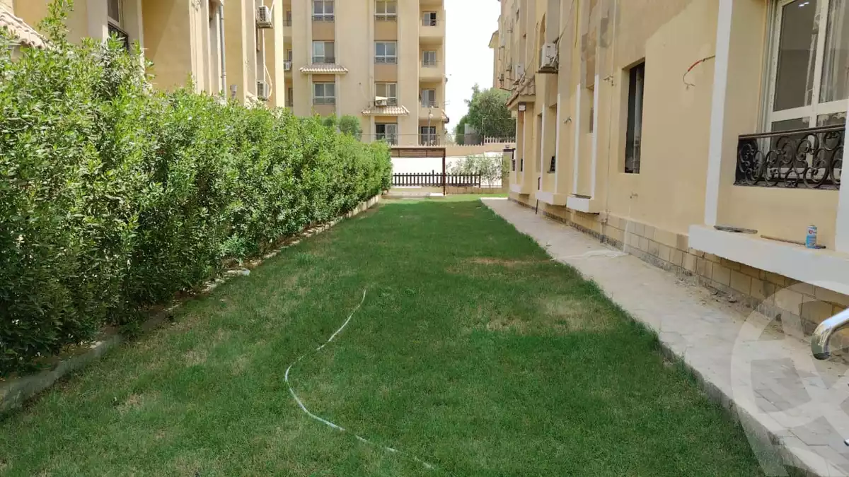 https://aqarmap.com.eg/en/listing/6370626-for-sale-cairo-el-sheikh-zayed-city-compounds-el-khamayel