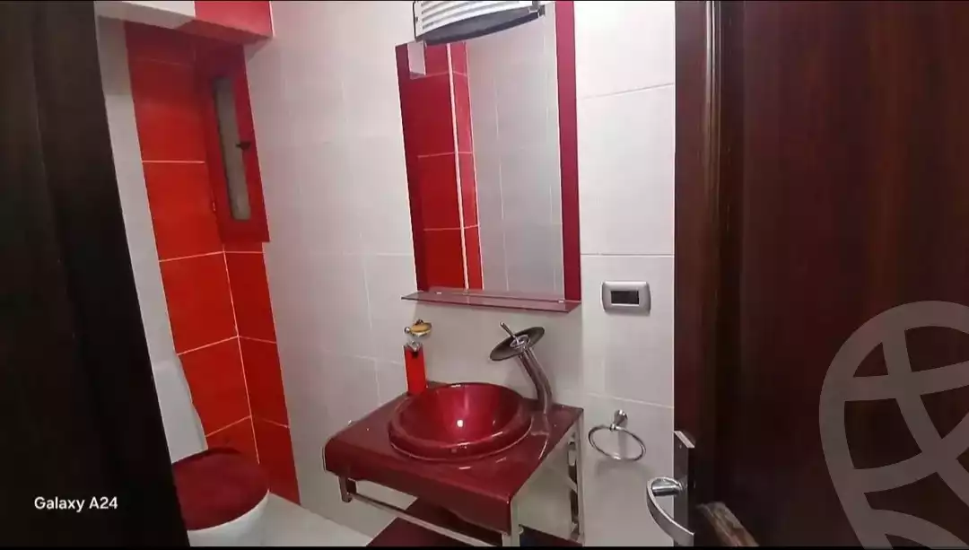 https://aqarmap.com.eg/ar/listing/6371659-for-sale-alexandria-ganaklis