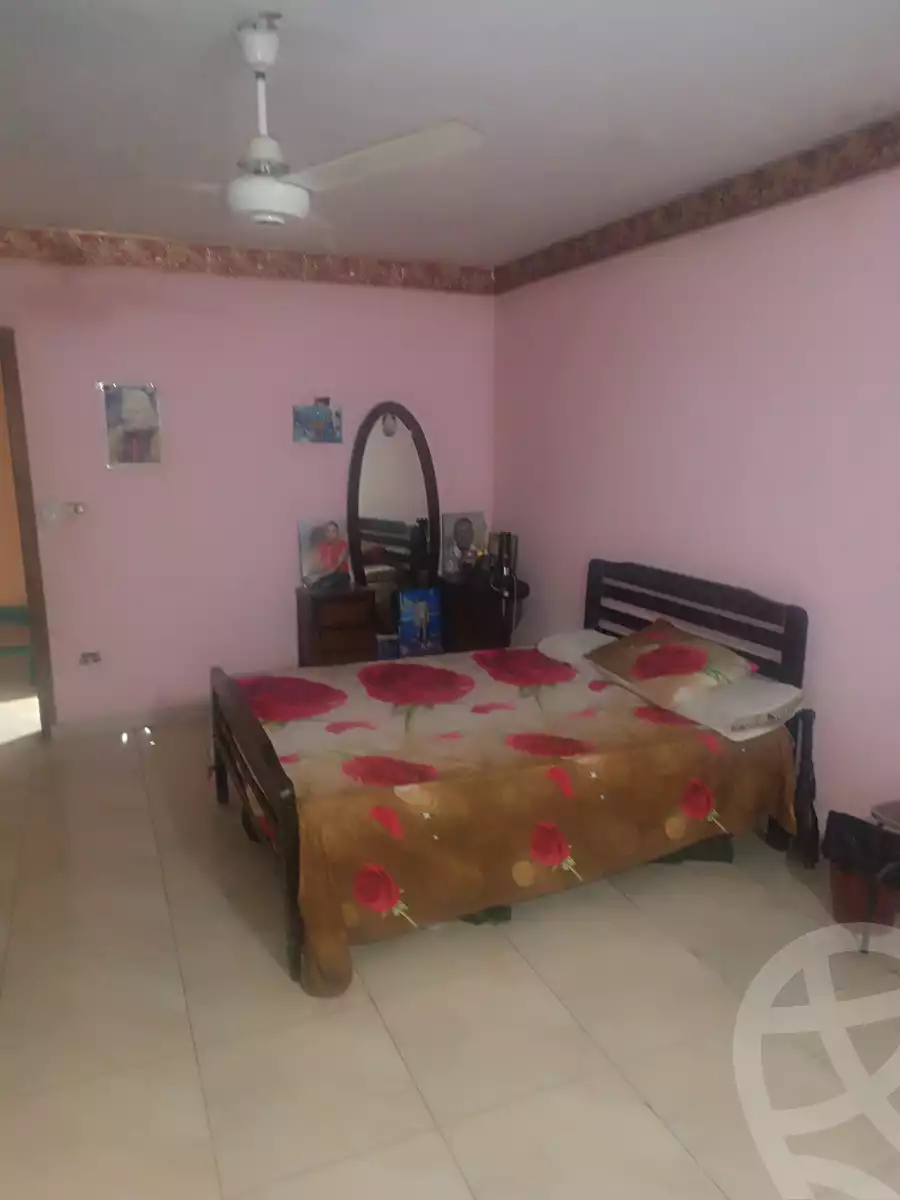 https://aqarmap.com.eg/ar/listing/6372647-for-sale-cairo-ain-shams-ain-shams-el-sharkia-afifi-effat-st