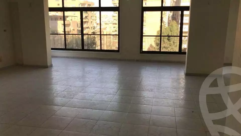 https://aqarmap.com.eg/ar/listing/6372731-for-sale-qalyubia-shubra-el-khaima-shubra-el-khaima-city