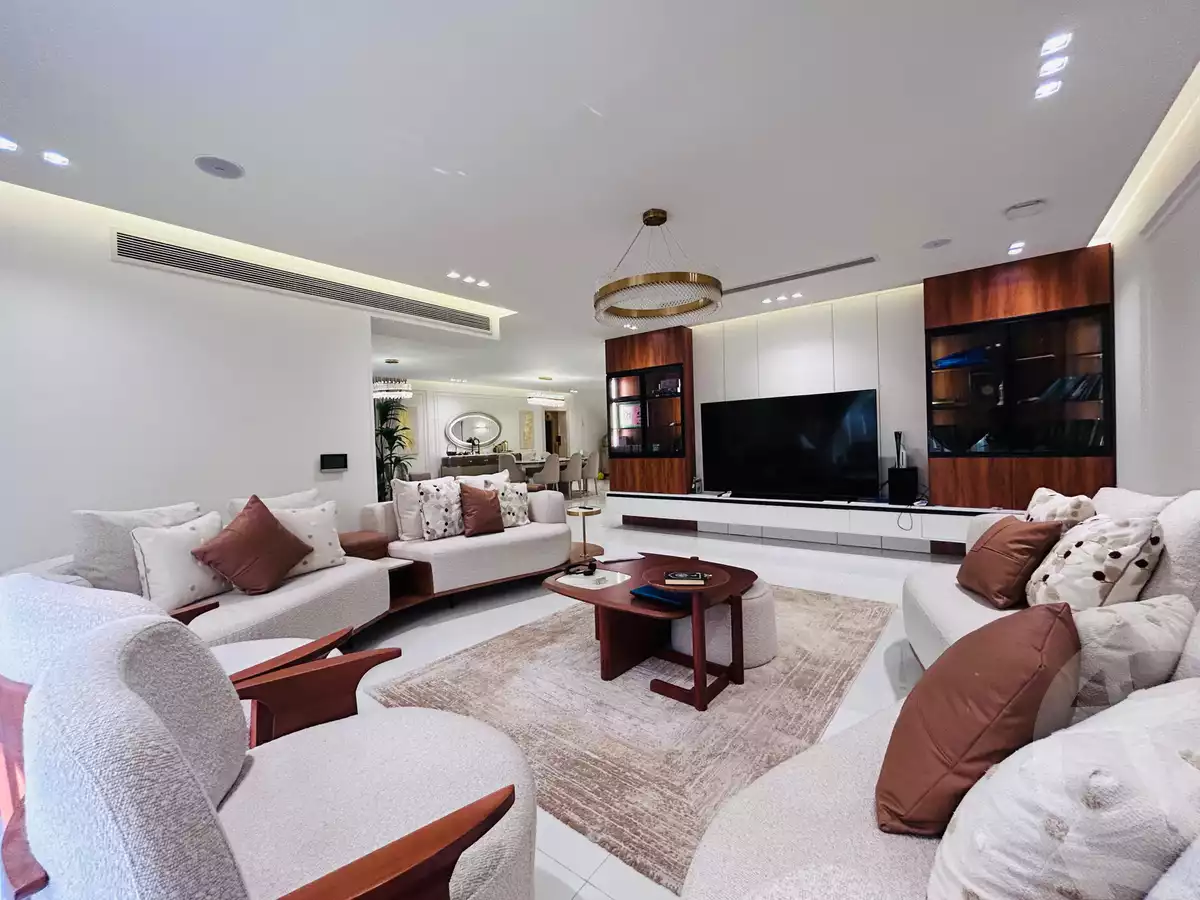 https://aqarmap.com.eg/en/listing/6374109-for-sale-cairo-new-cairo-madinaty-lmntq-lwl-fylt-talaat-mostafa-rd