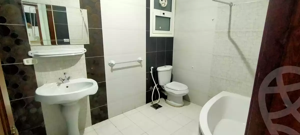 https://aqarmap.com.eg/ar/listing/6374702-for-rent-cairo-dokki-el-batal-ahmed-abd-el-aziz