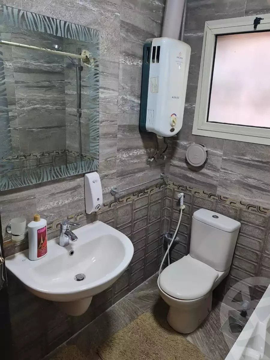 https://aqarmap.com.eg/en/listing/6375399-for-rent-cairo-new-cairo-lrhb-city-phase-2-amr-ibn-el-aas-st