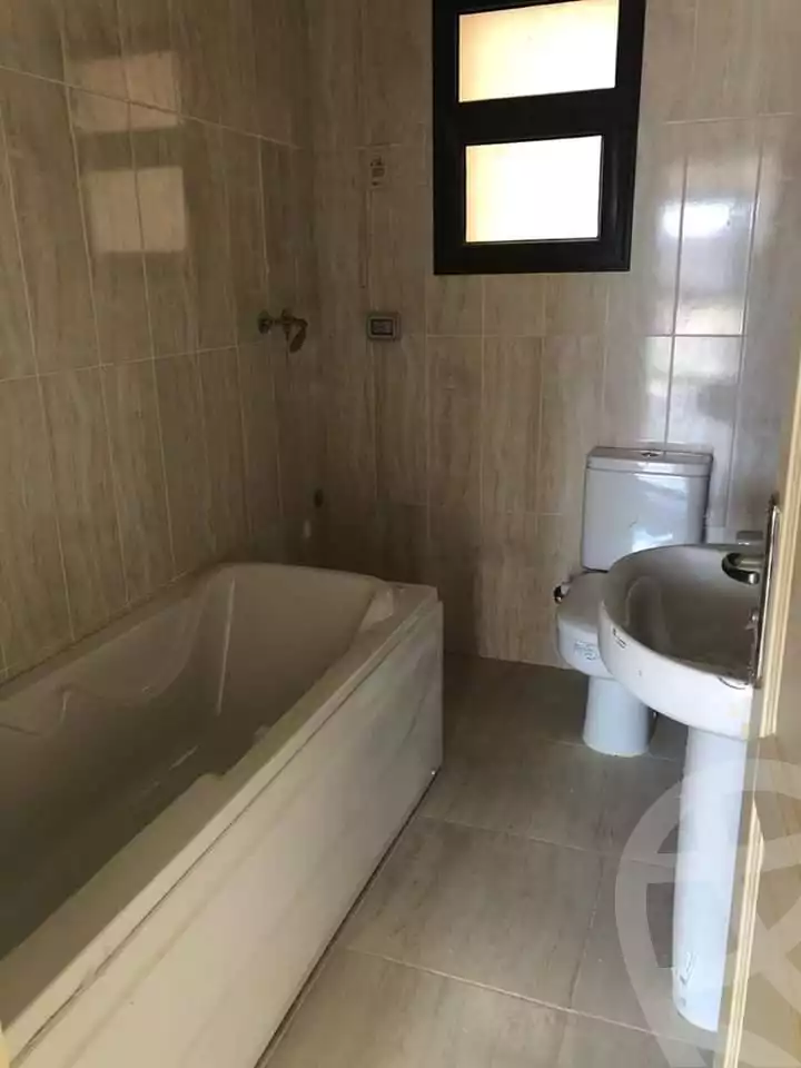 https://aqarmap.com.eg/ar/listing/6376395-for-rent-cairo-new-cairo-madinaty-eighth-zone-buildings-madinaty-b-8