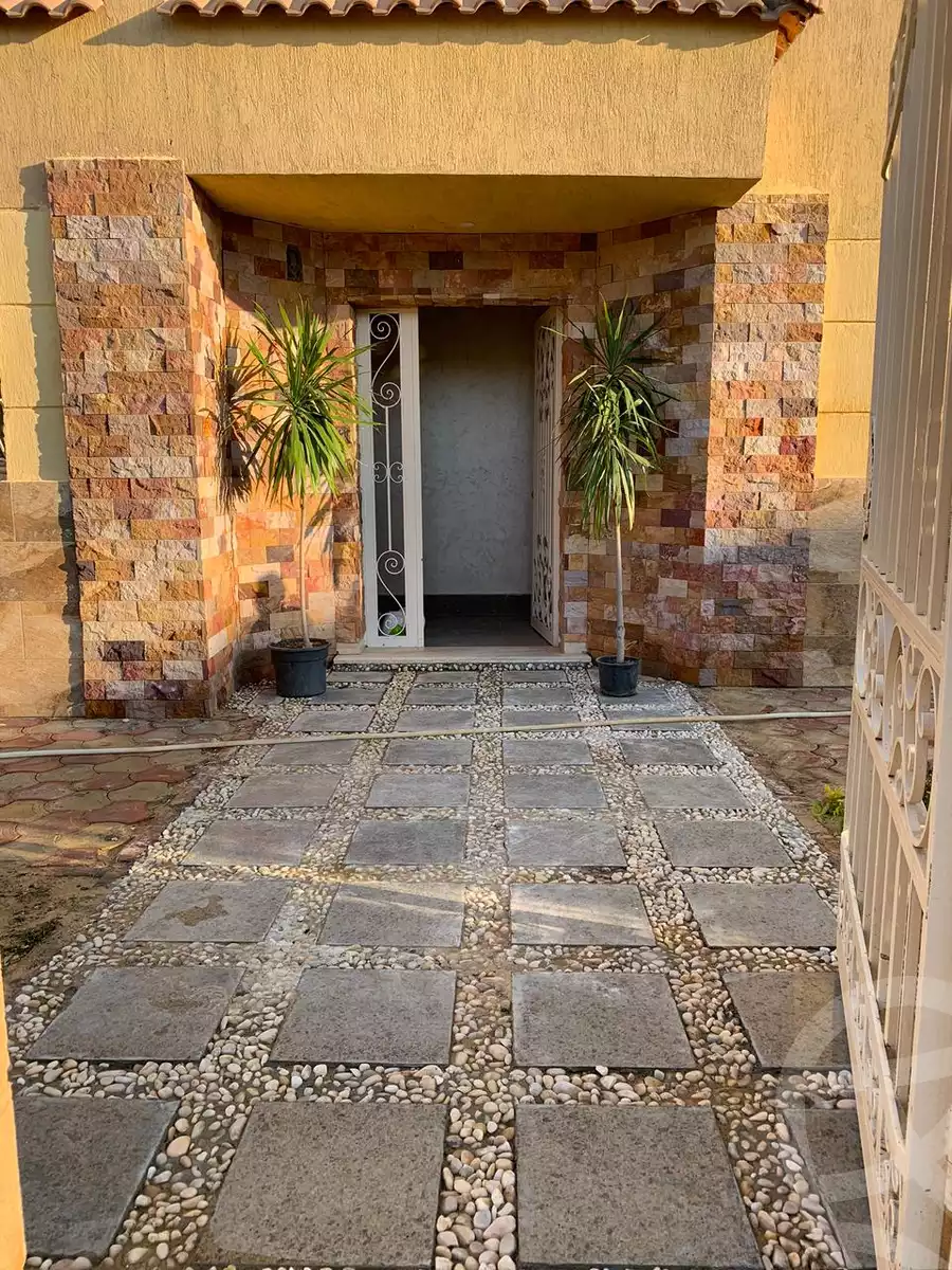 https://aqarmap.com.eg/en/listing/6376515-for-sale-cairo-el-sheikh-zayed-city-compounds-beverly-hills