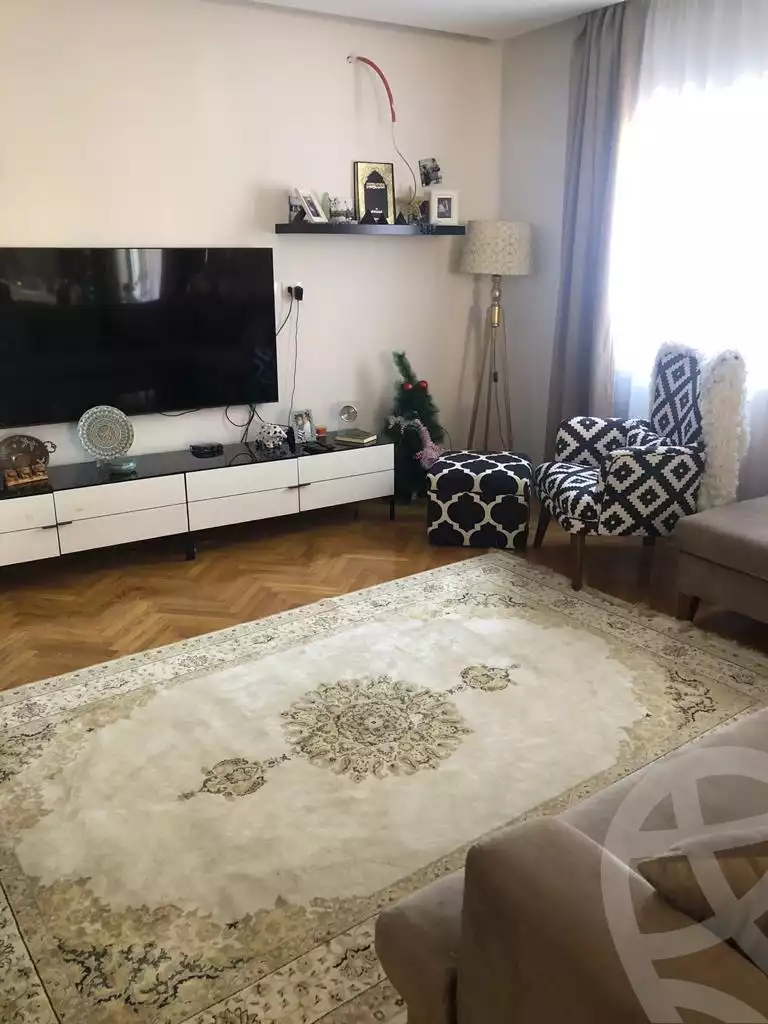 https://aqarmap.com.eg/en/listing/6377101-for-sale-cairo-6th-of-october-compounds-october-plaza