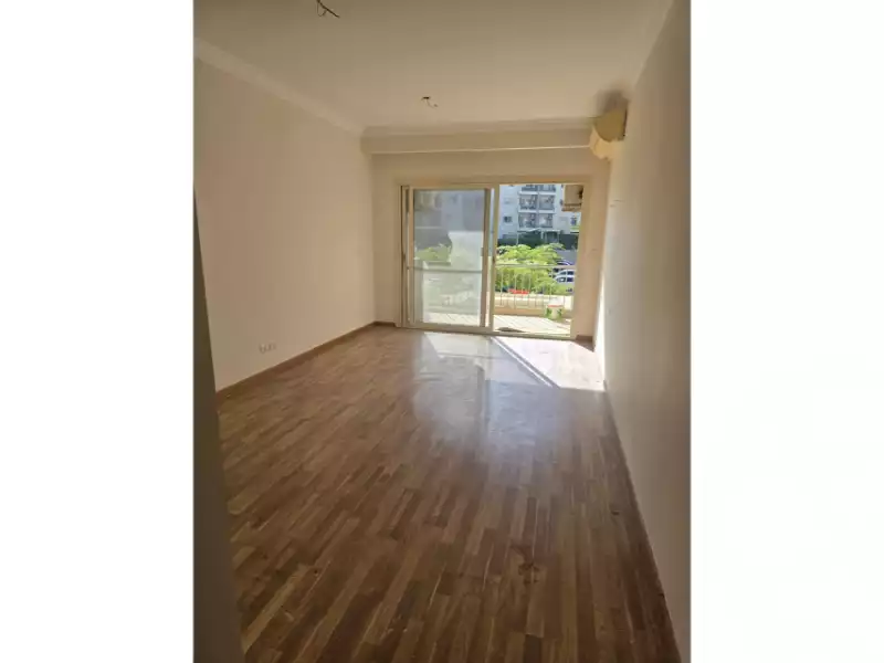 https://aqarmap.com.eg/ar/listing/6273210-for-rent-cairo-el-sheikh-zayed-city-compounds-dh-drys