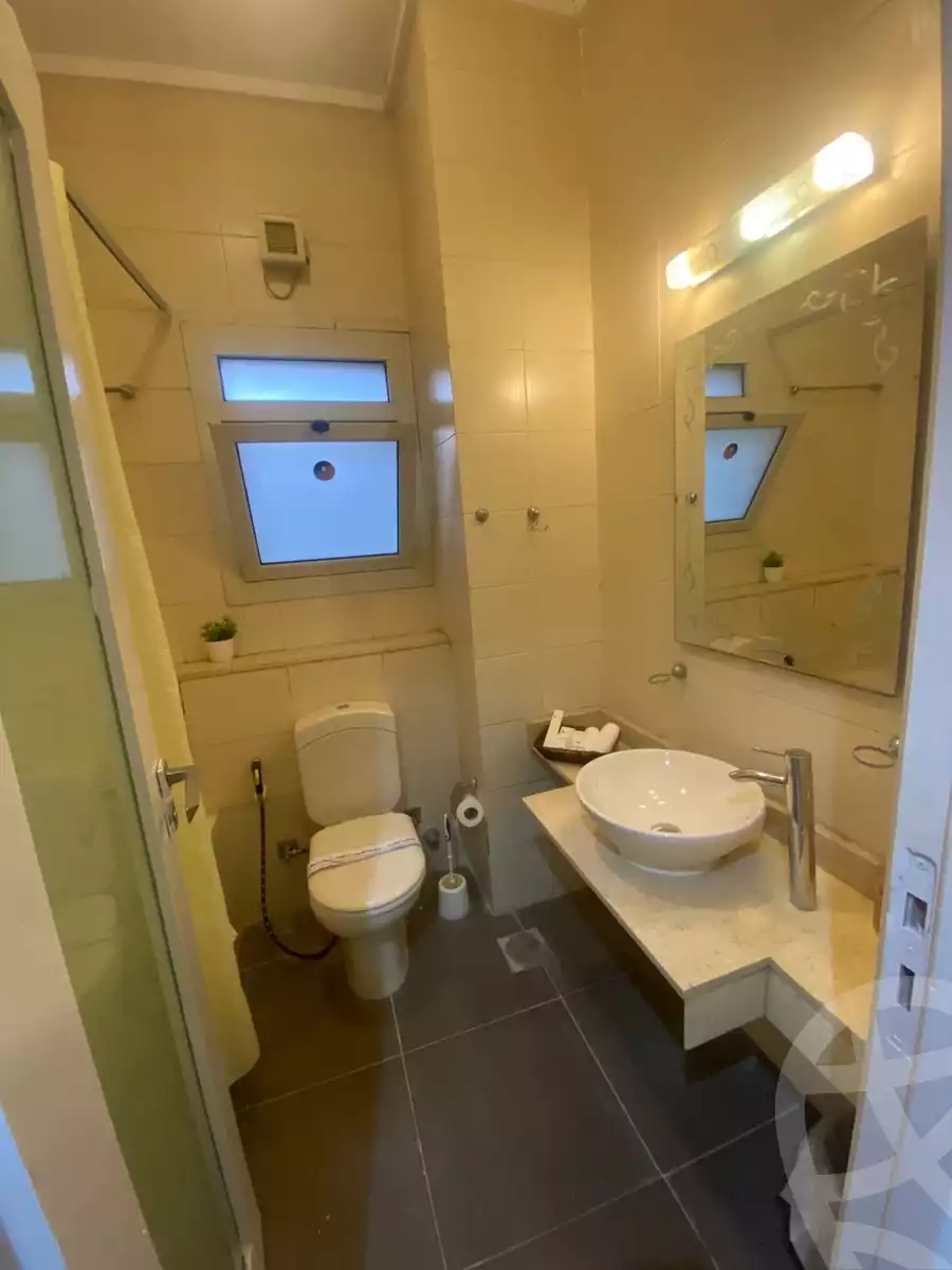 https://aqarmap.com.eg/ar/listing/6379253-for-rent-cairo-new-cairo-compounds-kmbwnd-dh-fyldj-blm-hylz