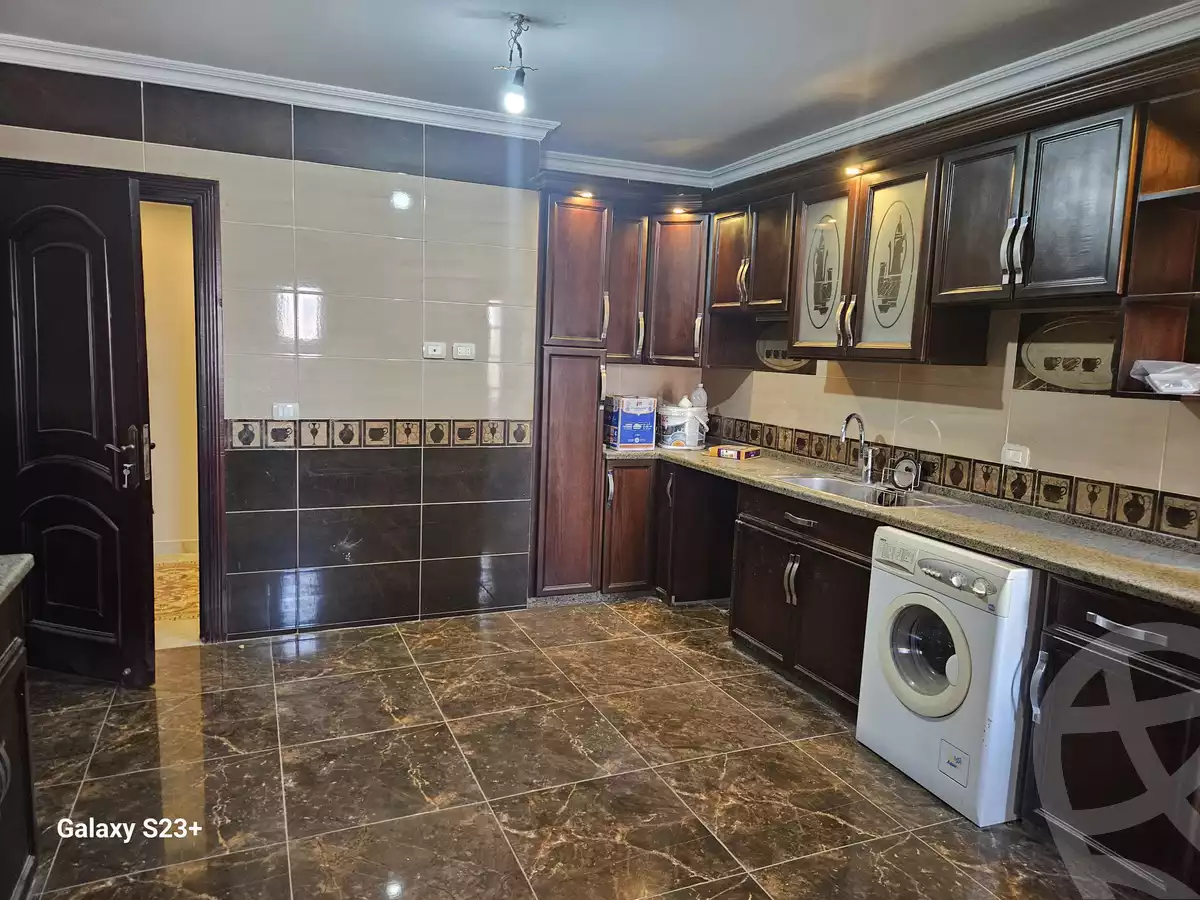 https://aqarmap.com.eg/en/listing/6380460-for-rent-cairo-el-sheikh-zayed-city-compounds-beverly-hills