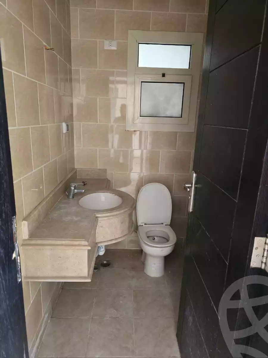 https://aqarmap.com.eg/ar/listing/6382137-for-rent-cairo-el-sheikh-zayed-city-compounds-dh-drys