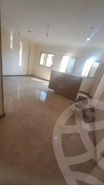 https://aqarmap.com.eg/ar/listing/6382543-for-rent-cairo-helwan-helwan-el-sharkeya-abd-el-rahman-pasha-st