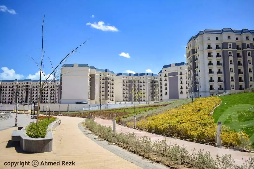 https://aqarmap.com.eg/ar/listing/6383159-for-sale-north-coast-new-alamein-lhy-lltyny-lshrk-ls-wdy-lmsry-llt-myr