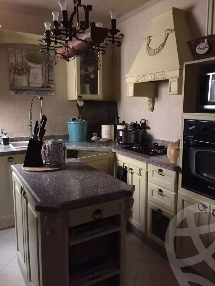 https://aqarmap.com.eg/ar/listing/6383232-for-sale-alexandria-glim-shr-bw-qyr-tryq-lhry