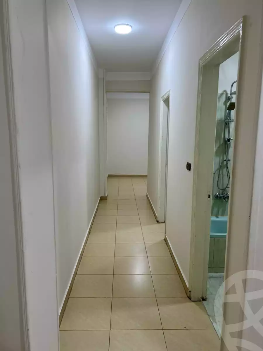 https://aqarmap.com.eg/ar/listing/6383796-for-sale-monufia-shibin-el-kom-shebeen-el-kom-city-paris-st