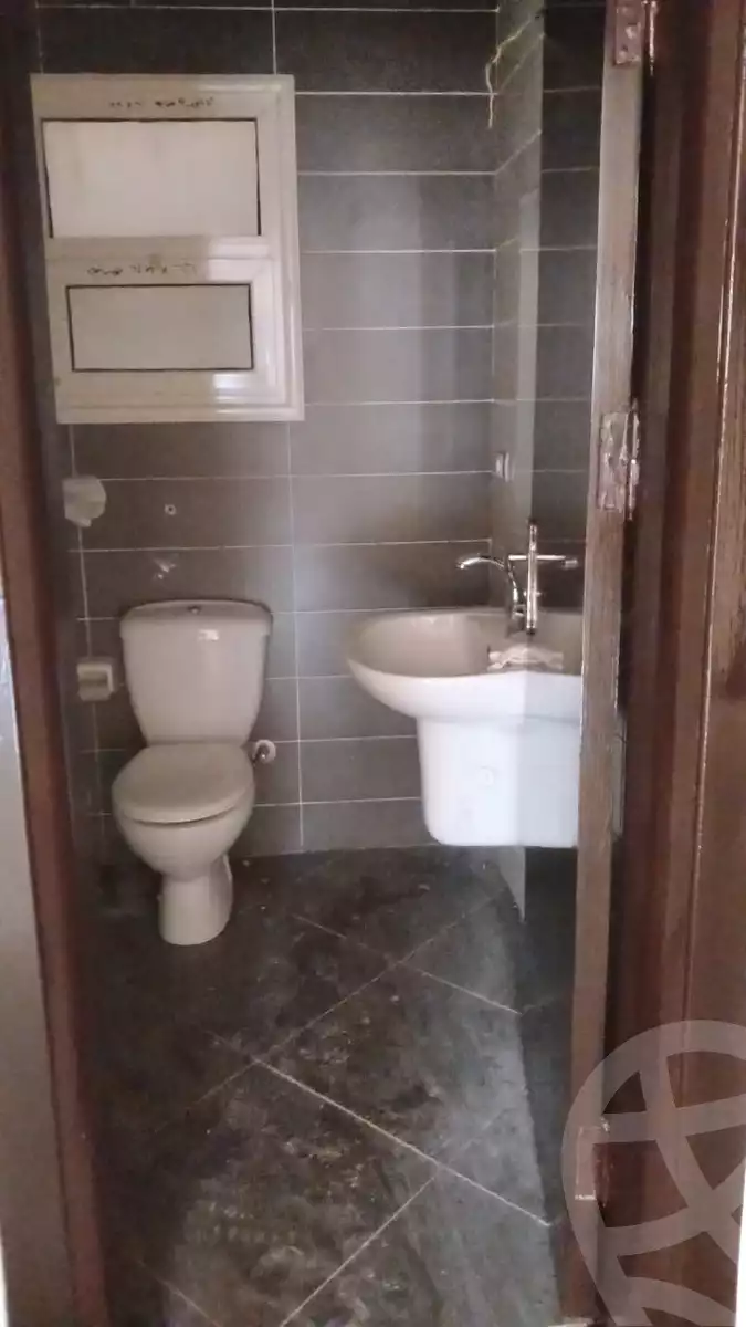 https://aqarmap.com.eg/en/listing/6384252-for-rent-cairo-new-cairo-compounds-kmbwnd-lk-ls-wdy-lmryky