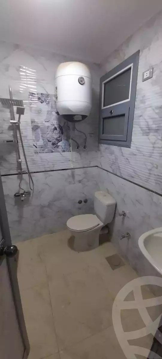 https://aqarmap.com.eg/ar/listing/6384474-for-sale-cairo-ain-shams-yn-shms-lgrby