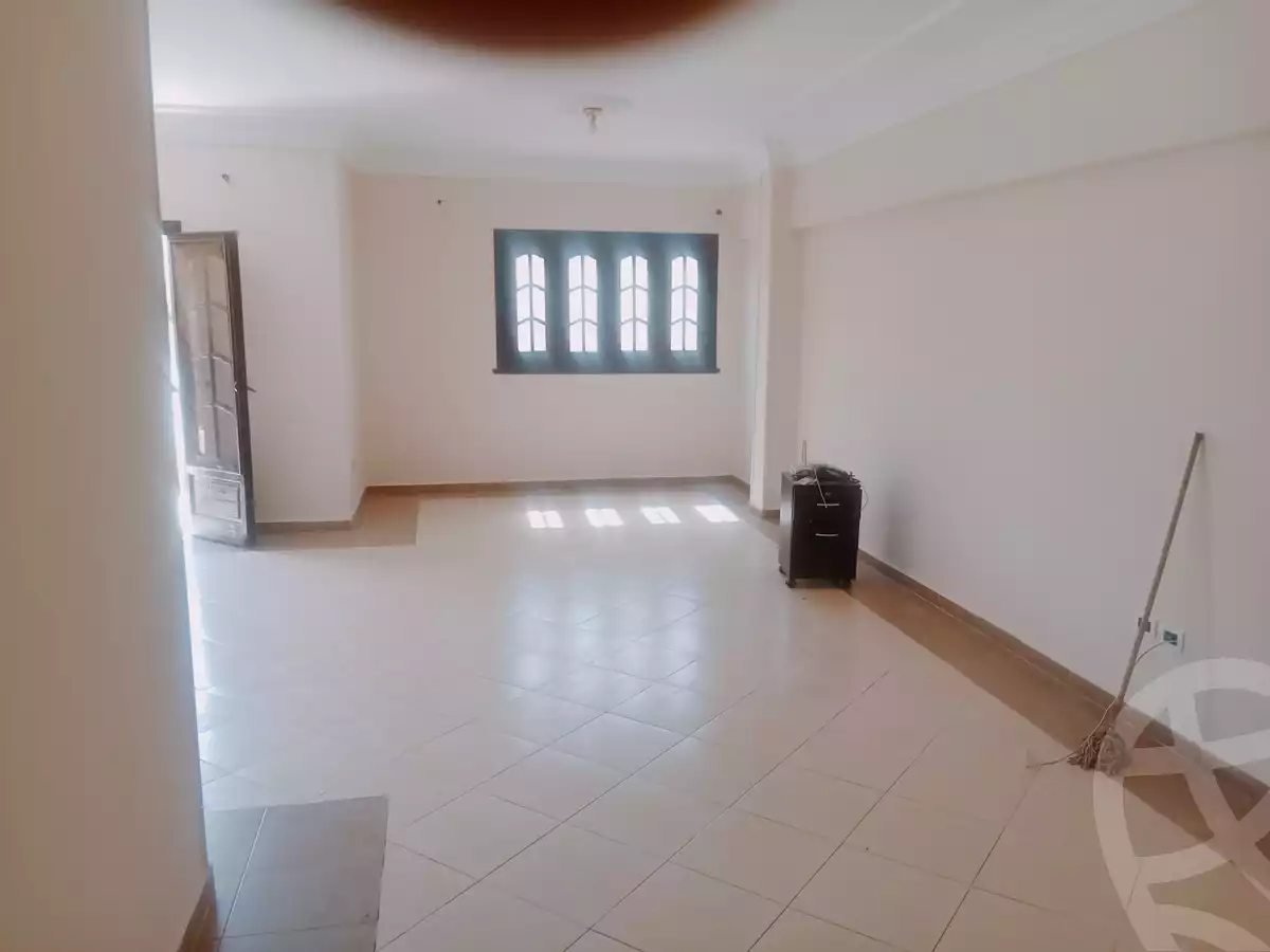 https://aqarmap.com.eg/ar/listing/6385074-for-rent-cairo-new-cairo-el-ahyaa-first-neighborhood-street-1
