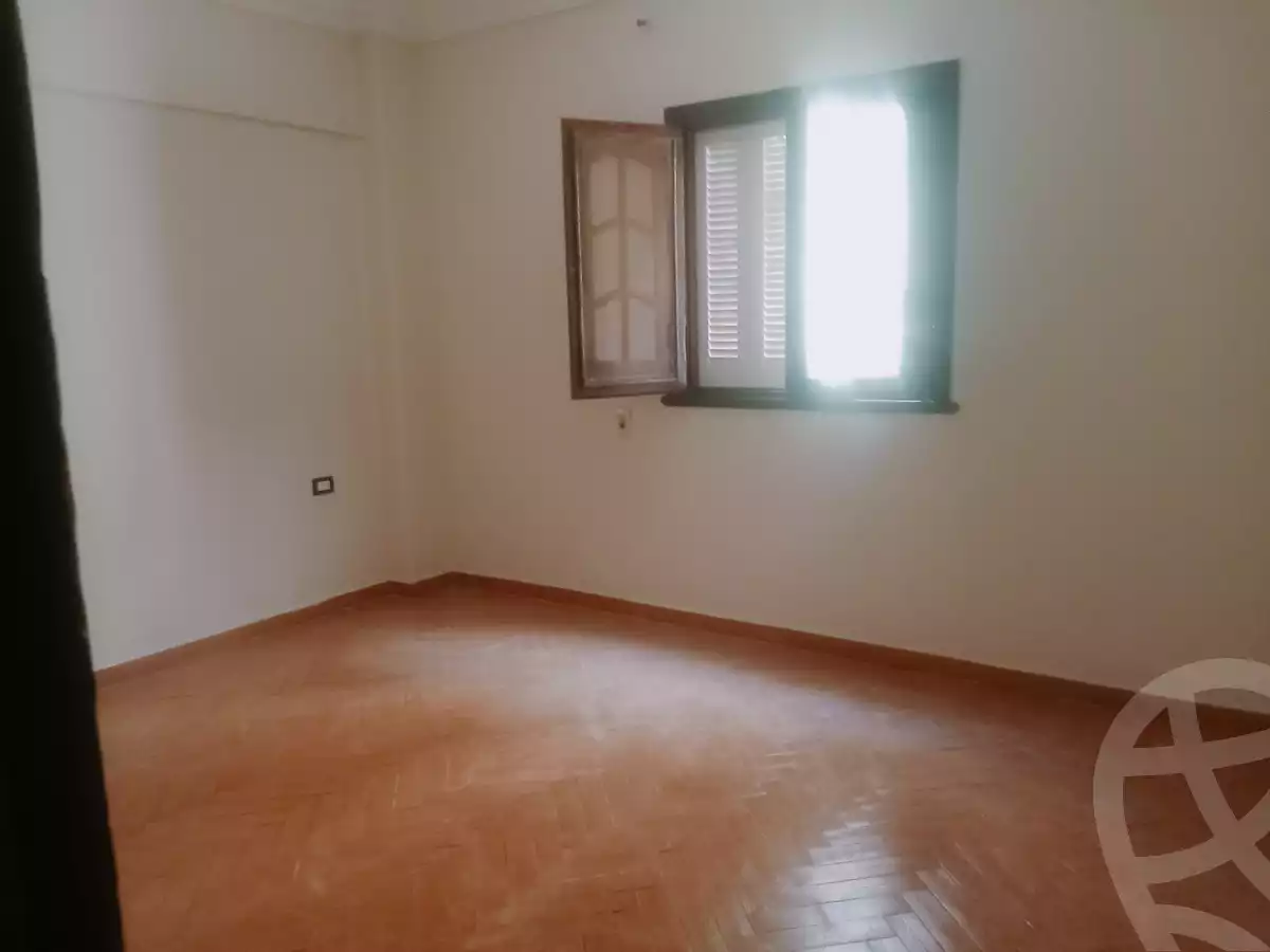 https://aqarmap.com.eg/ar/listing/6385074-for-rent-cairo-new-cairo-el-ahyaa-first-neighborhood-street-1
