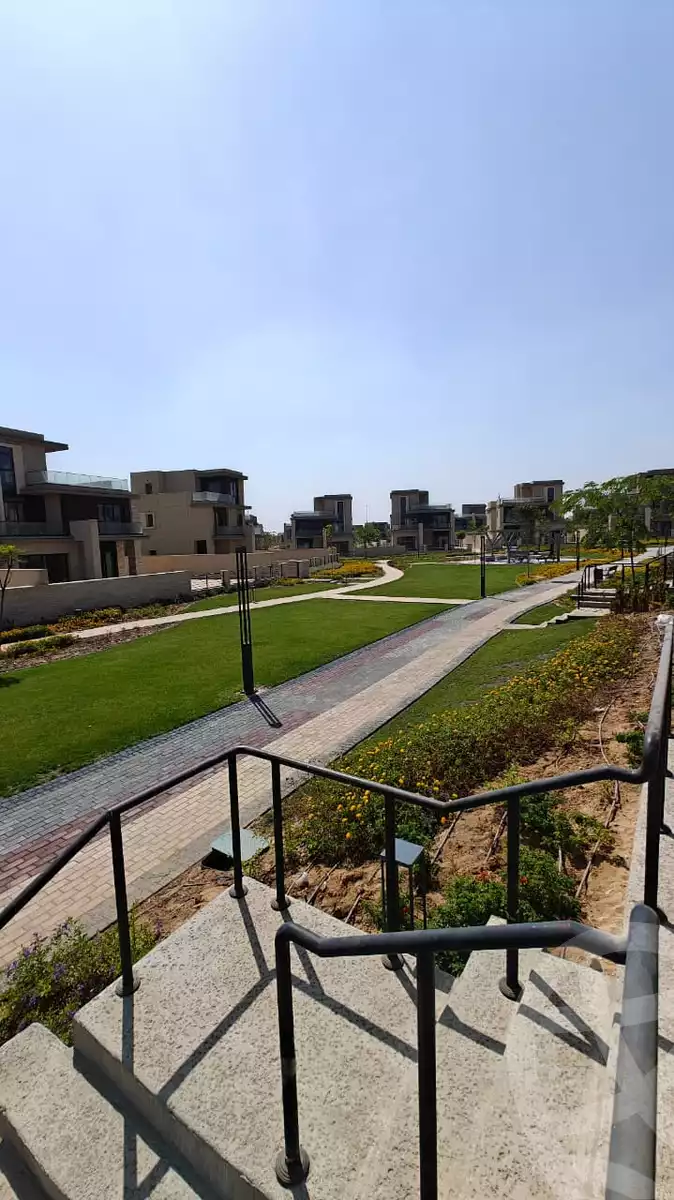 https://aqarmap.com.eg/ar/listing/6130088-for-sale-cairo-el-sheikh-zayed-city-lshykh-zyd-ljdyd-the-estates
