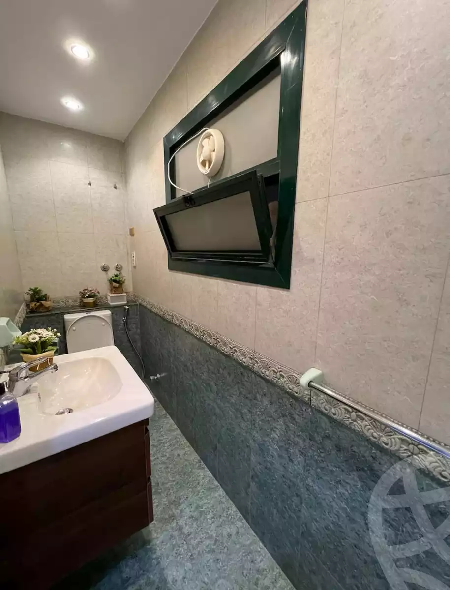 https://aqarmap.com.eg/ar/listing/6387207-for-rent-cairo-6th-of-october-compounds-aeon