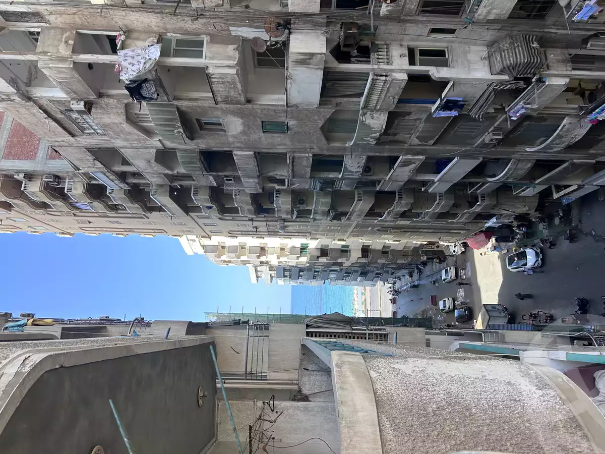 https://aqarmap.com.eg/ar/listing/6387958-for-sale-alexandria-miami-el-gaish-rd-st