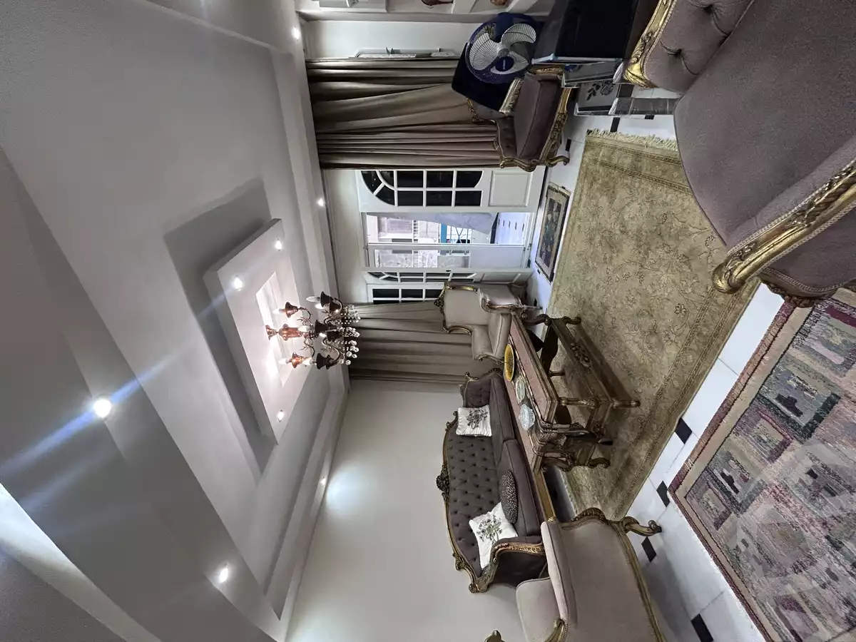 https://aqarmap.com.eg/ar/listing/6387958-for-sale-alexandria-miami-el-gaish-rd-st