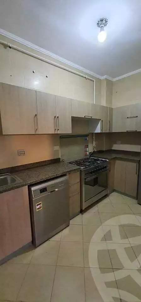 https://aqarmap.com.eg/en/listing/6389610-for-rent-cairo-el-sheikh-zayed-city-compounds-dh-drys