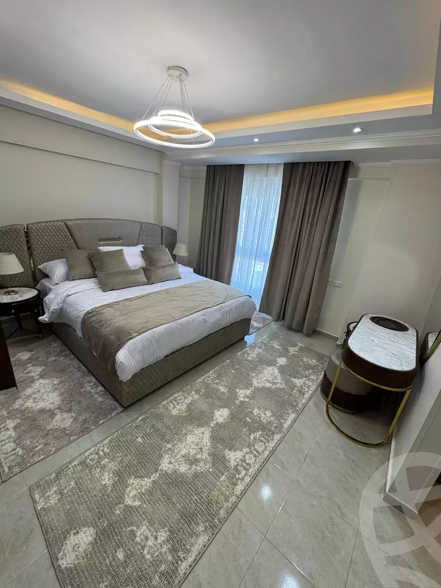 https://aqarmap.com.eg/ar/listing/6390406-for-sale-cairo-new-cairo-compounds-mwrd-fq-llttwyr