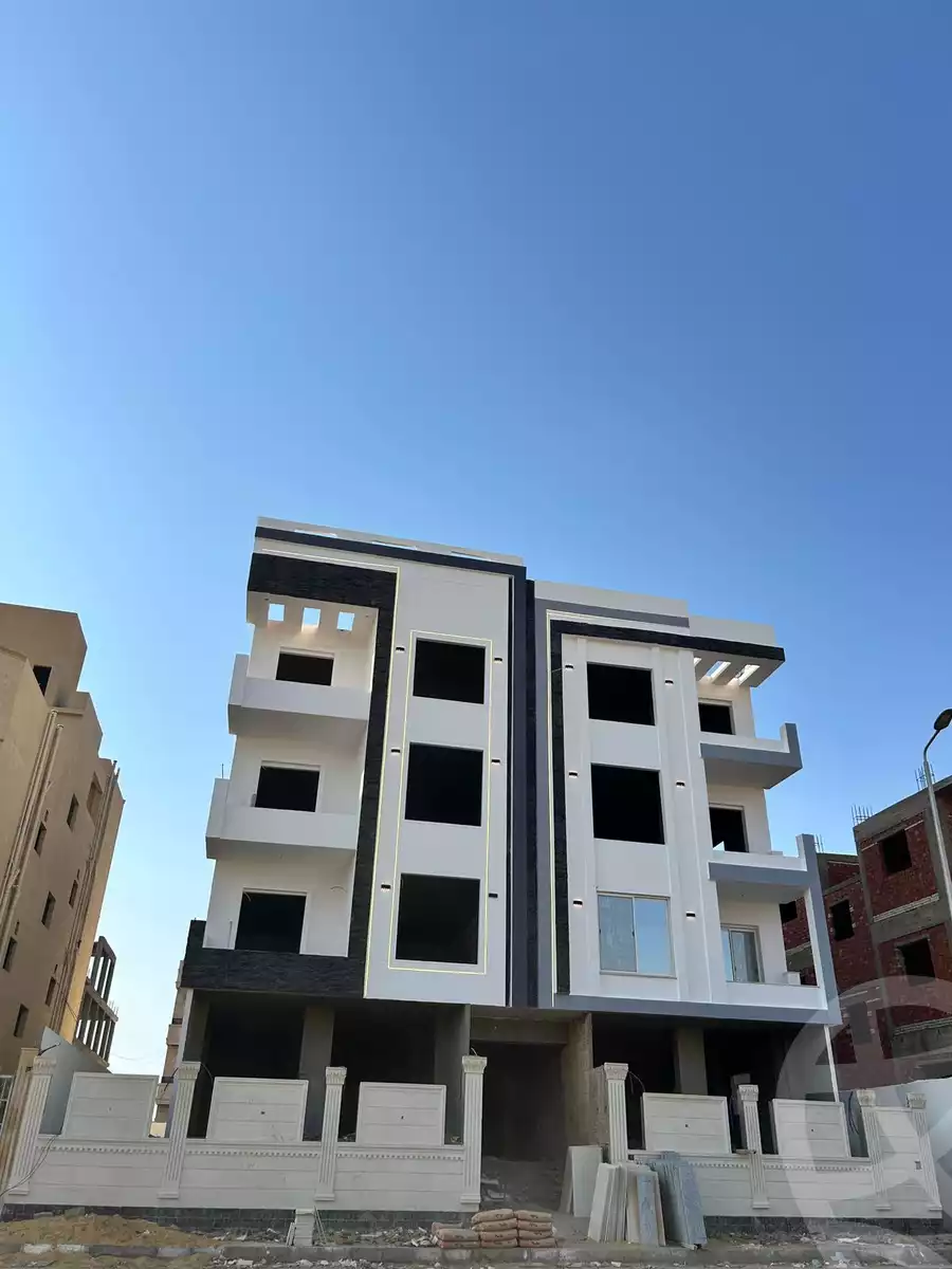 https://aqarmap.com.eg/en/listing/6390799-for-sale-cairo-el-shorouk-lhy-lthlth-shrq-neighbourhood-1