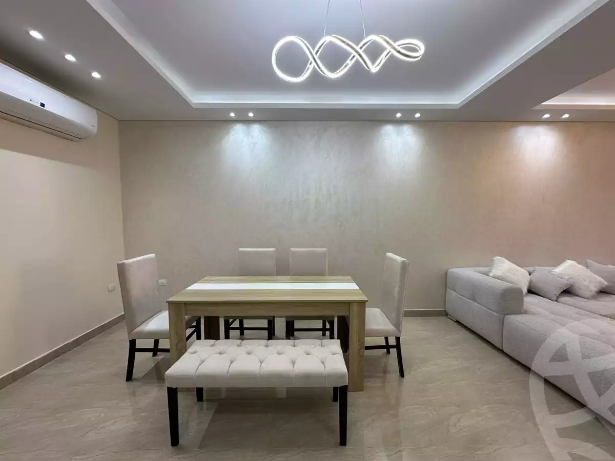 https://aqarmap.com.eg/en/listing/6391309-for-rent-cairo-el-sheikh-zayed-city-compounds-zayed-regency